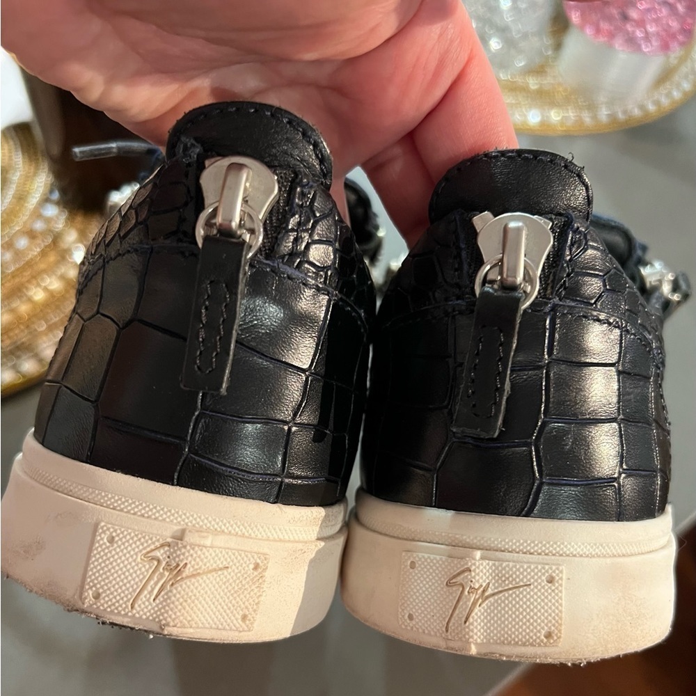 Giuseppe Zanotti Crocodile Effect Low Top Sneakers Zippers - Picture 7 of 8